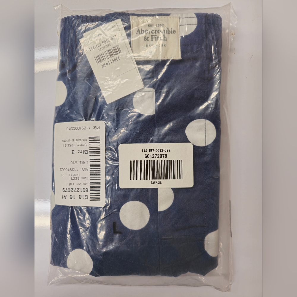 (NWT) SEALED Abercrombie & Fitch Mens Large Boxers Classic